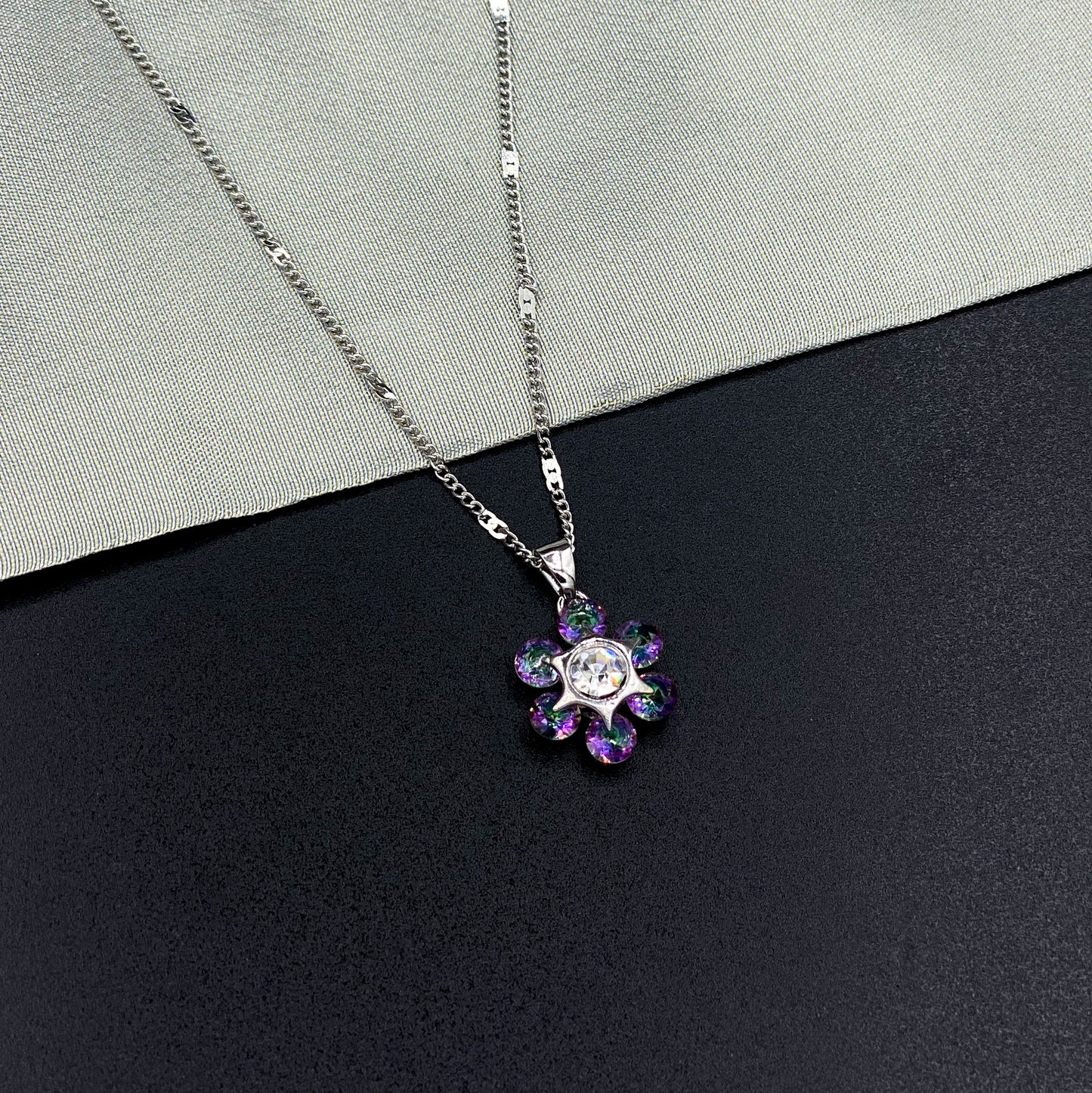 Multi Flake Zircon Pendant