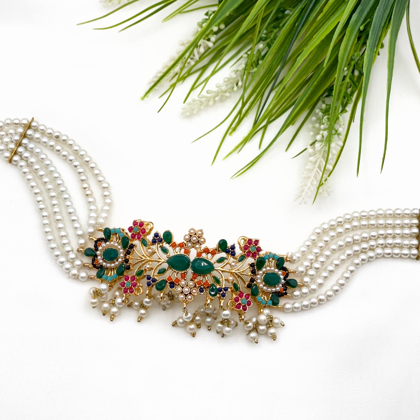 Naqshi Nauratan Choker Set with Tika