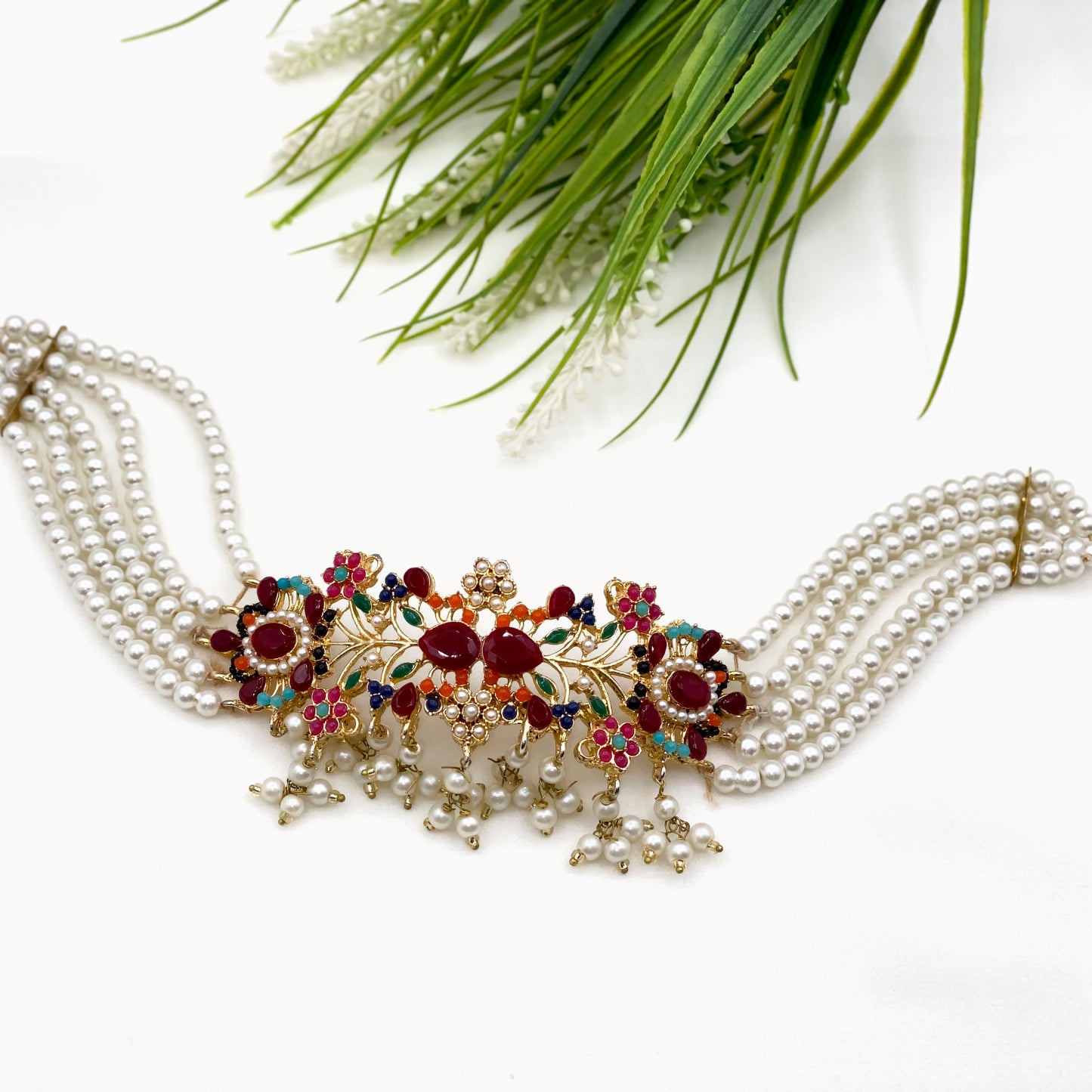 Laaj Nauratan Choker Set with Tika