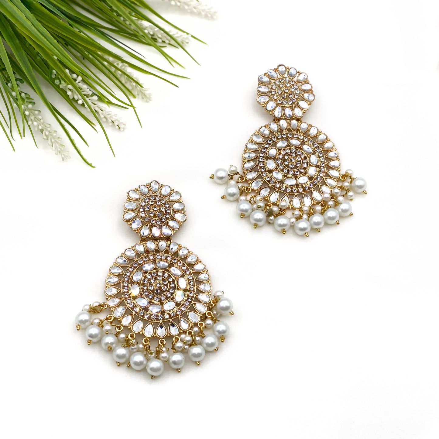 White Kundan Bindiya Kanta