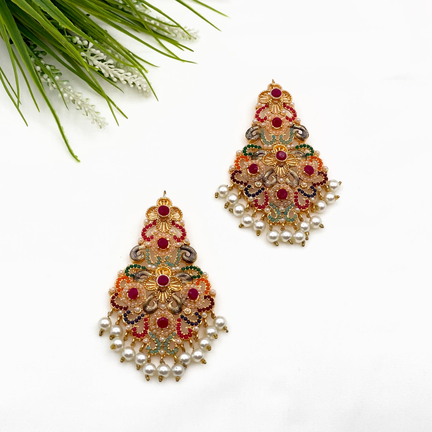 Nauratan Tika with Earrings