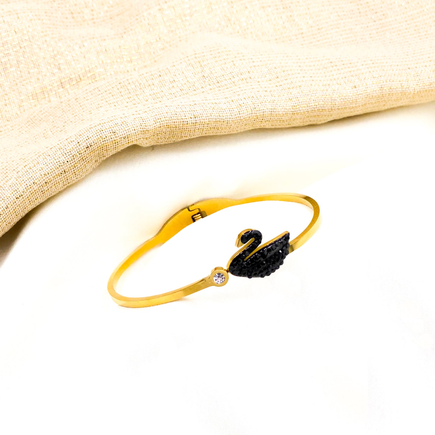 Swan Bangle - Black