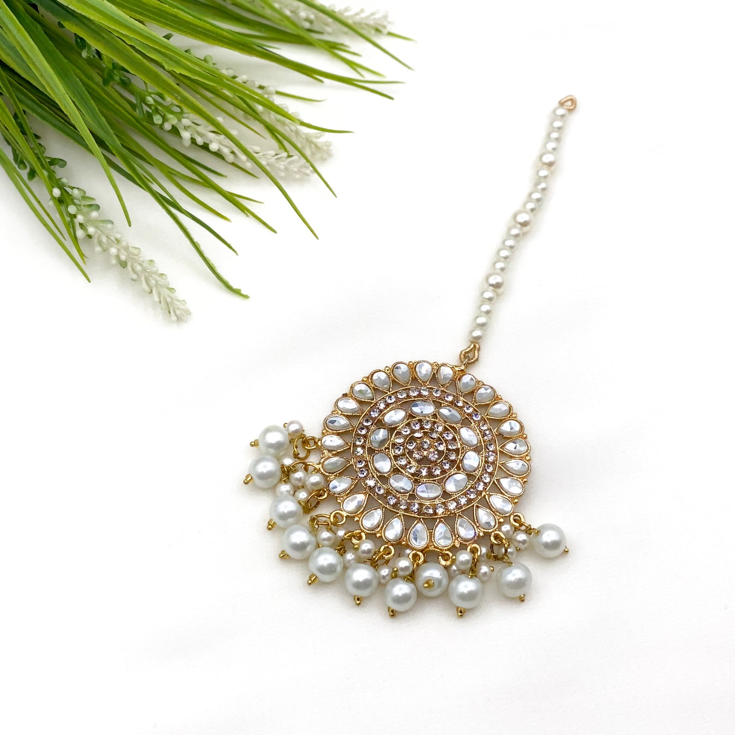 White Kundan Bindiya Kanta