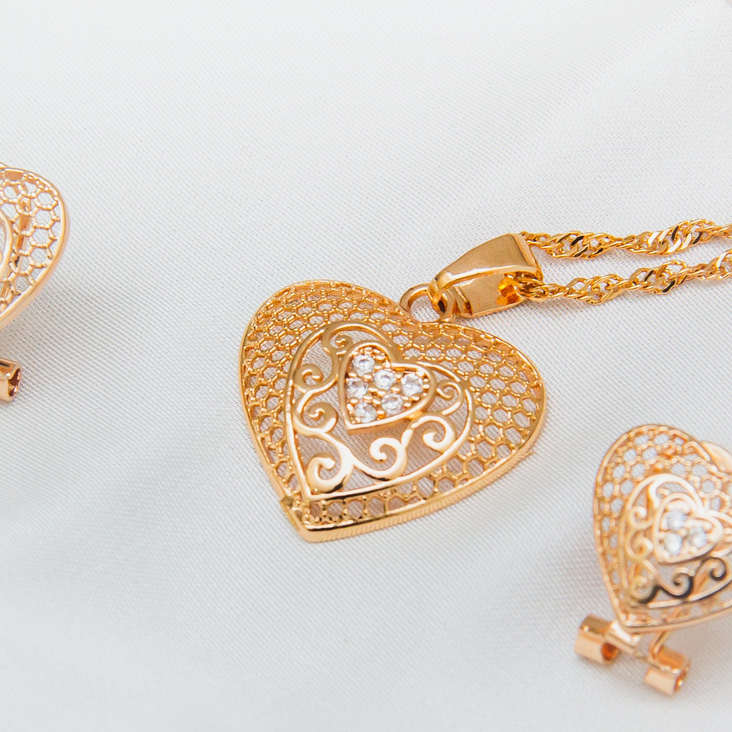 Ornate Heart Locket Set
