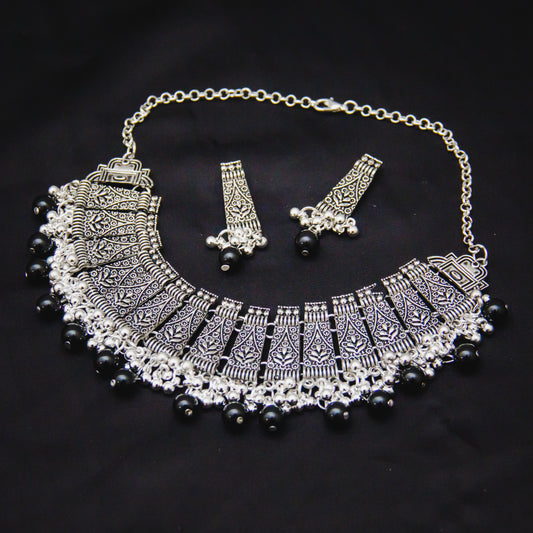 Farshi Pearl Choker Set - Silver Black