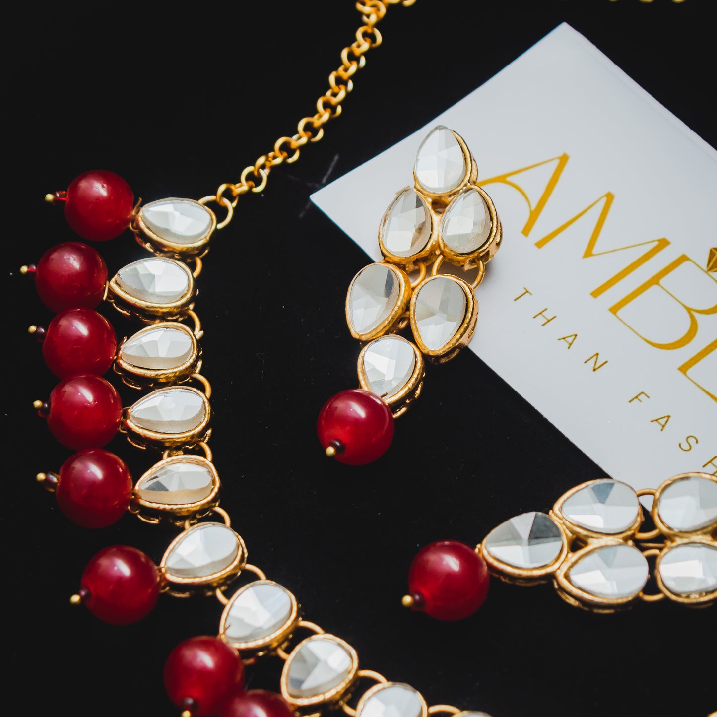 Tear Drop Necklace Set - Maroon