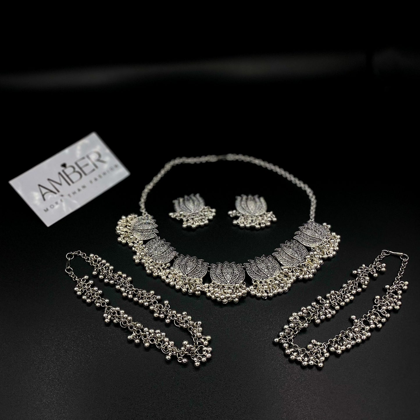 Necklace Set & Anklet Tulip Antique Bundle