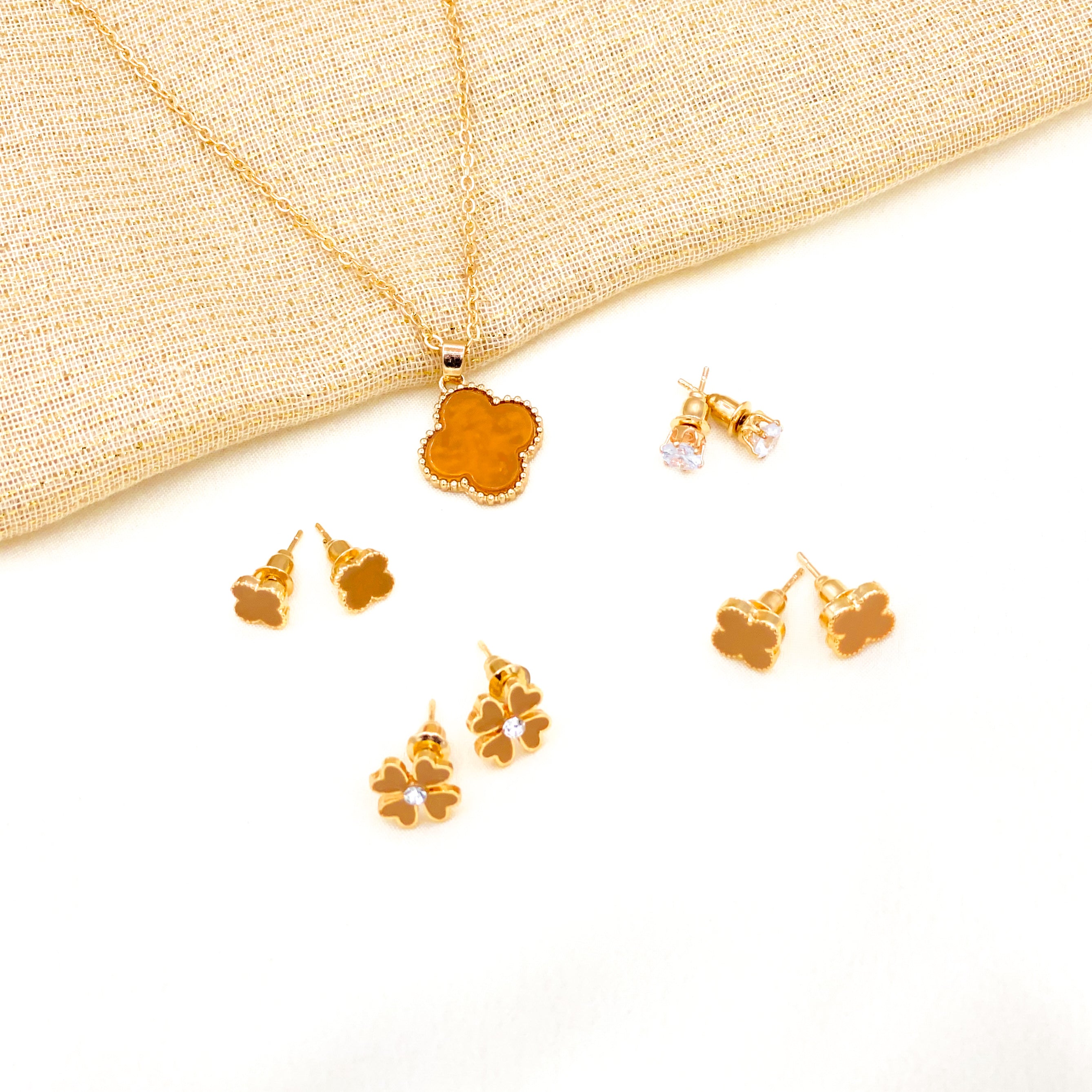 Locket Set – Amber